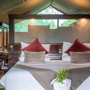 Pom Pom Camp Okavango Delta Safari